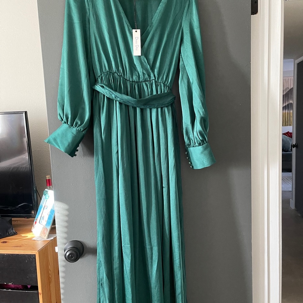 Dress day satin gown